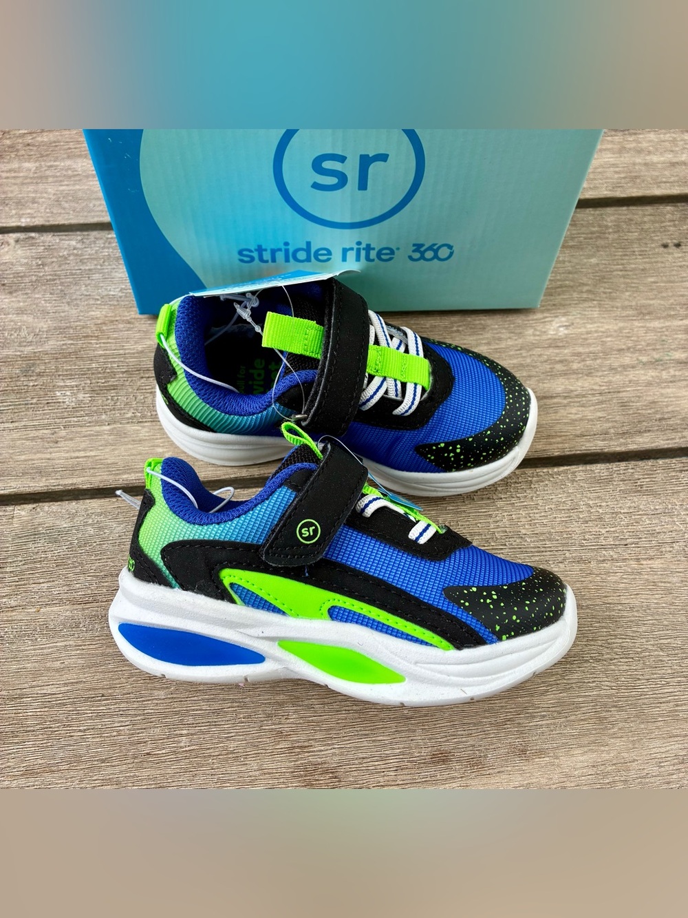 Stride Rite 360 Light Up Sneakers